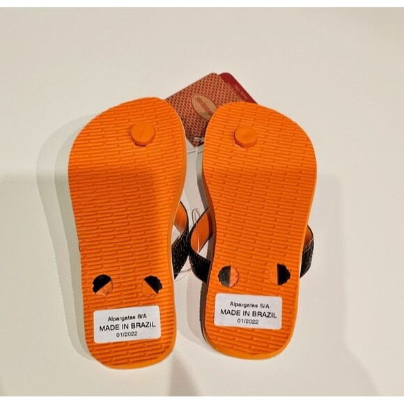 NWT Havaianas Kids Star Wars Chewbacca, Flip Flops Size 11/12 Child (EU 29/30) - Picture 2 of 2